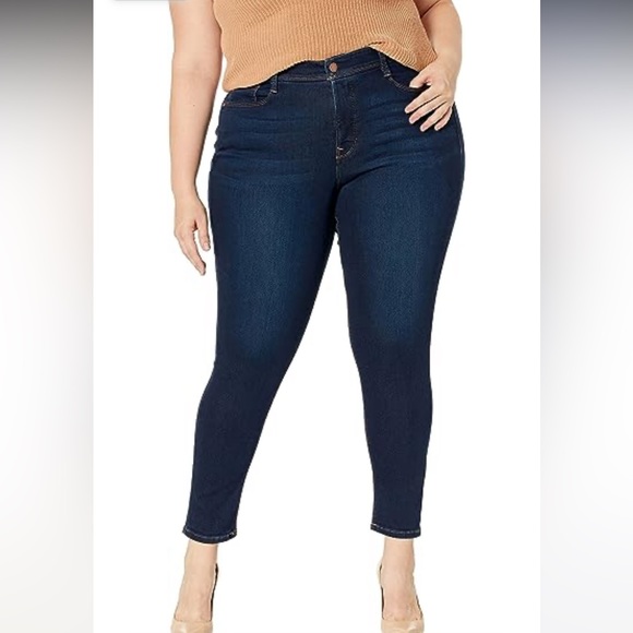NWT Angels Forever Young Womens 360 Sculpt Skinny Jeans - Picture 1 of 11